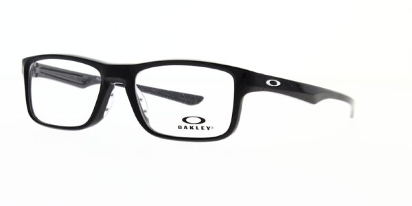 "Classic polished black men's sunglasses featuring a timeless design, durable frame, and UV protection, ideal for a sophisticated and modern look."