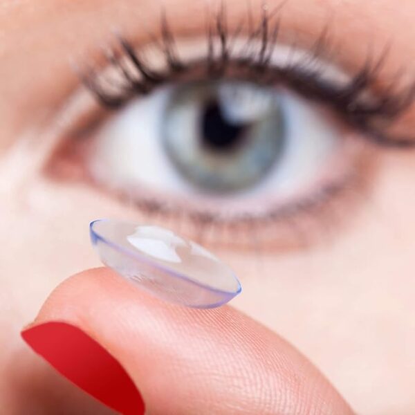 "Bausch & Lomb iConnect contact lenses with power range 1.00 to 11.00, offering extended vision comfort and clear, crisp vision for all-day wear."